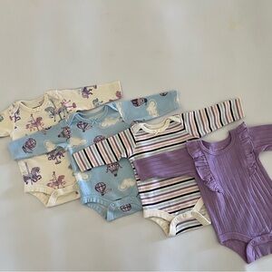 Baby Girl Long-Sleeve Bodysuit Bundle- Newborn- carousel, Hot air balloon.